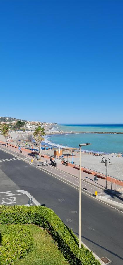 Apartamento Mare Ventimiglia Exterior foto